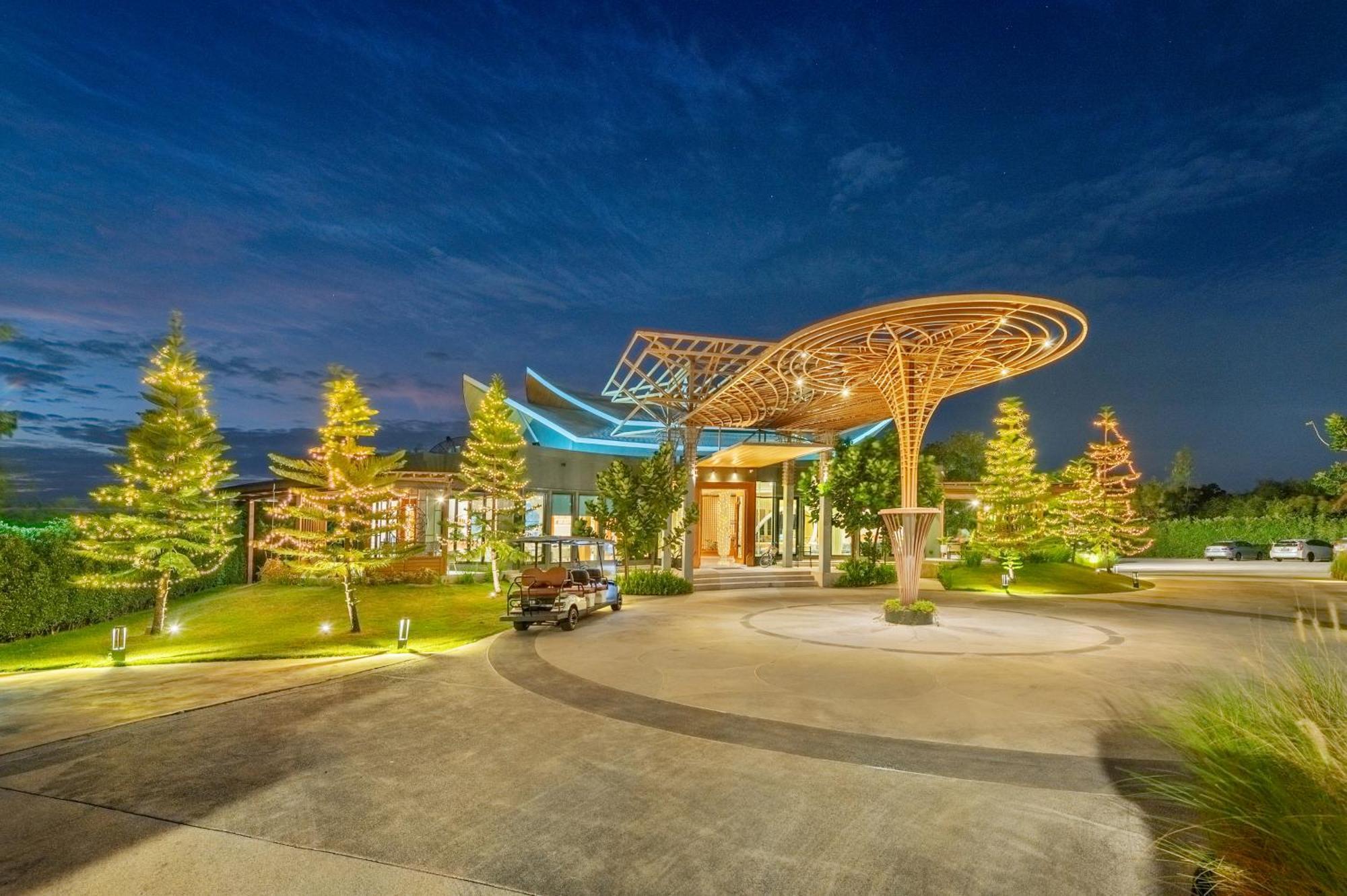 Phukalini Luxury Pool Villa & Onsen Хуа Хин Экстерьер фото